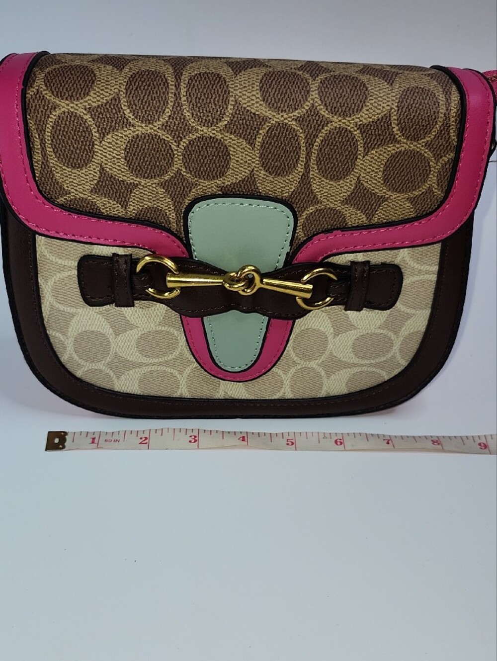 📦Crossbody small bag with Pink Trim and Mint Accent - Picture 5 of 10
